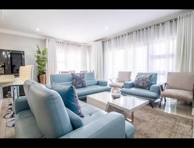 3 BEDROOM APARTMENT FOR SALE IN UMHLANGA RIDGE